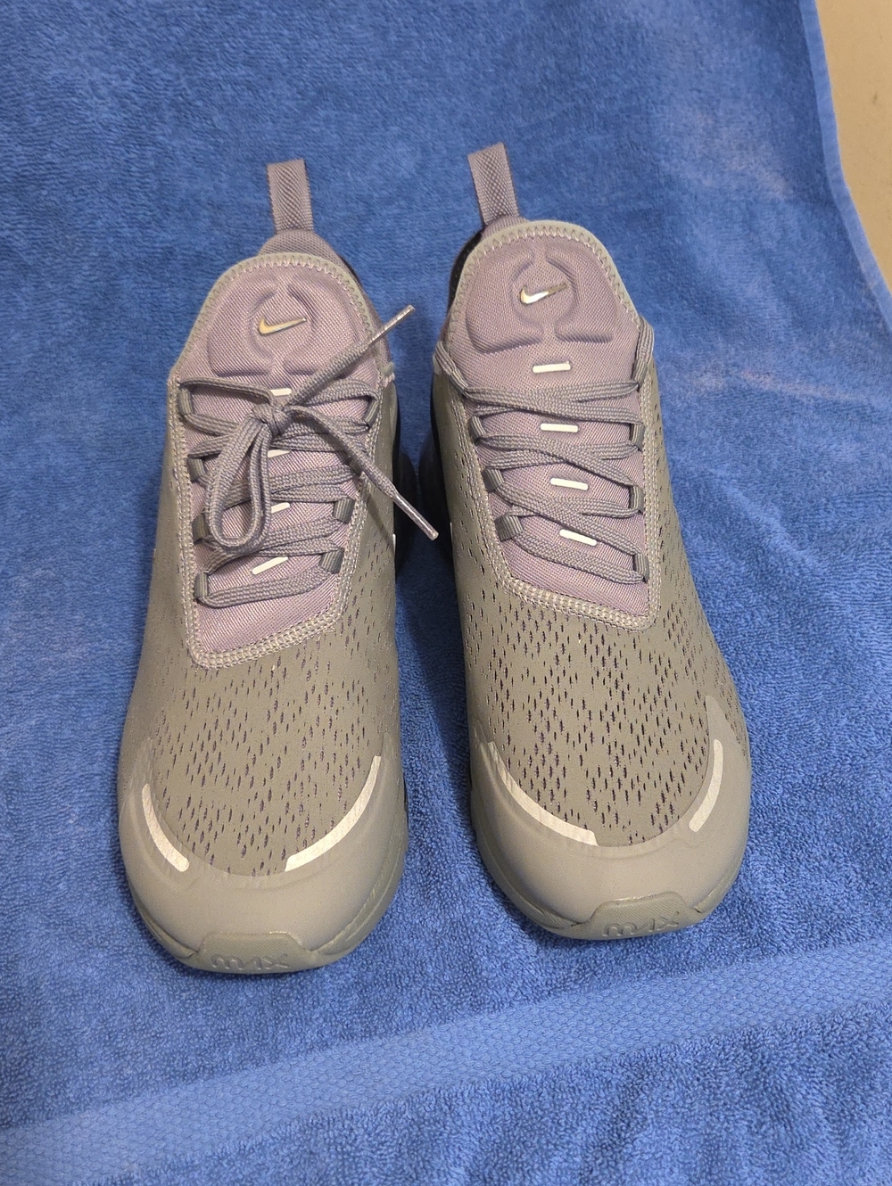 Air Max 270 Plus - Picture 2 of 5